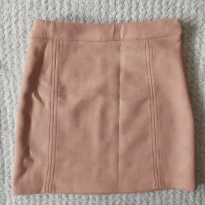 Pull&Bear suknja veličina S