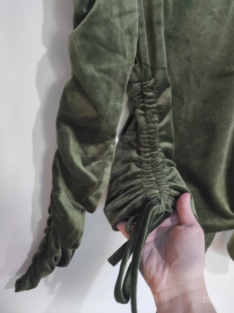 Plišani set suknja i krop