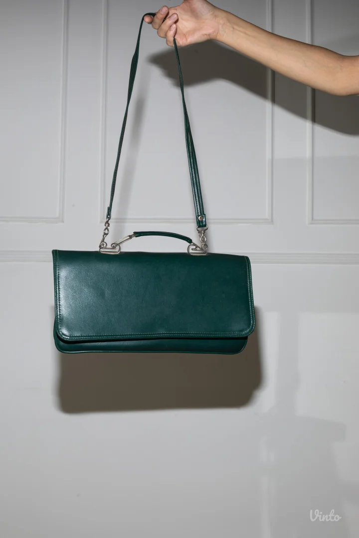 Zelena kožna torba