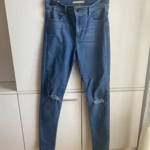 Levis farmerke