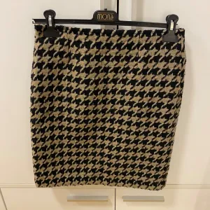 S Oliver - mini suknja