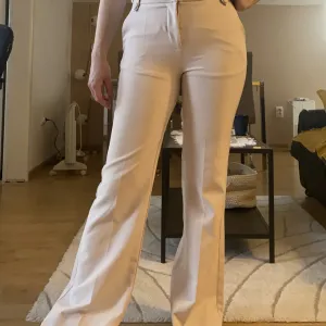 Legend elegantne pantalone