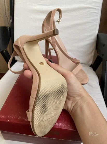 Sandale na štiklu u bebi roze boji