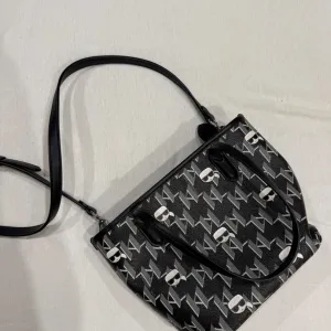 Karl Lagerfeld ženska torbica – original, očuvana