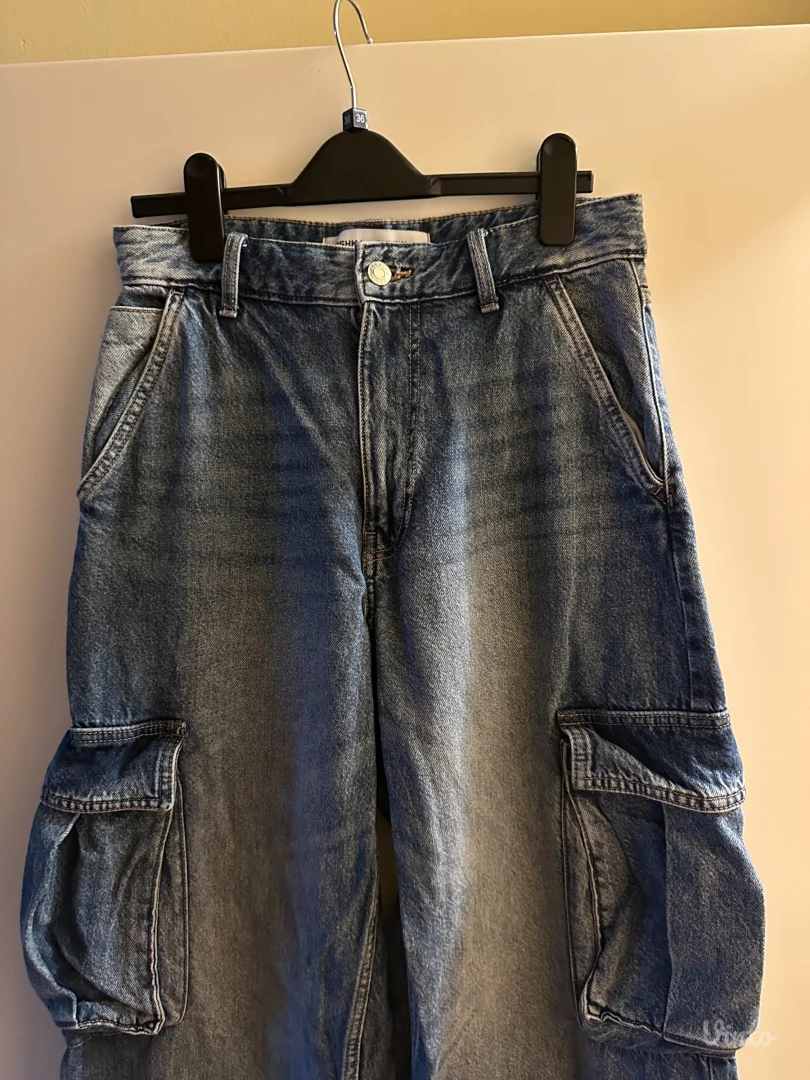 Farmerke Bershka 36