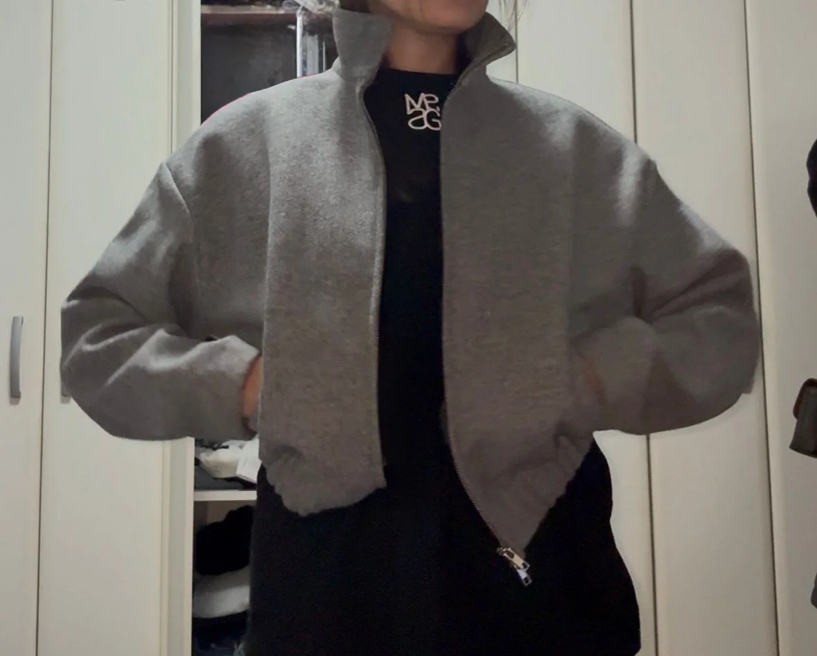 Zara jakna na zip S velicina