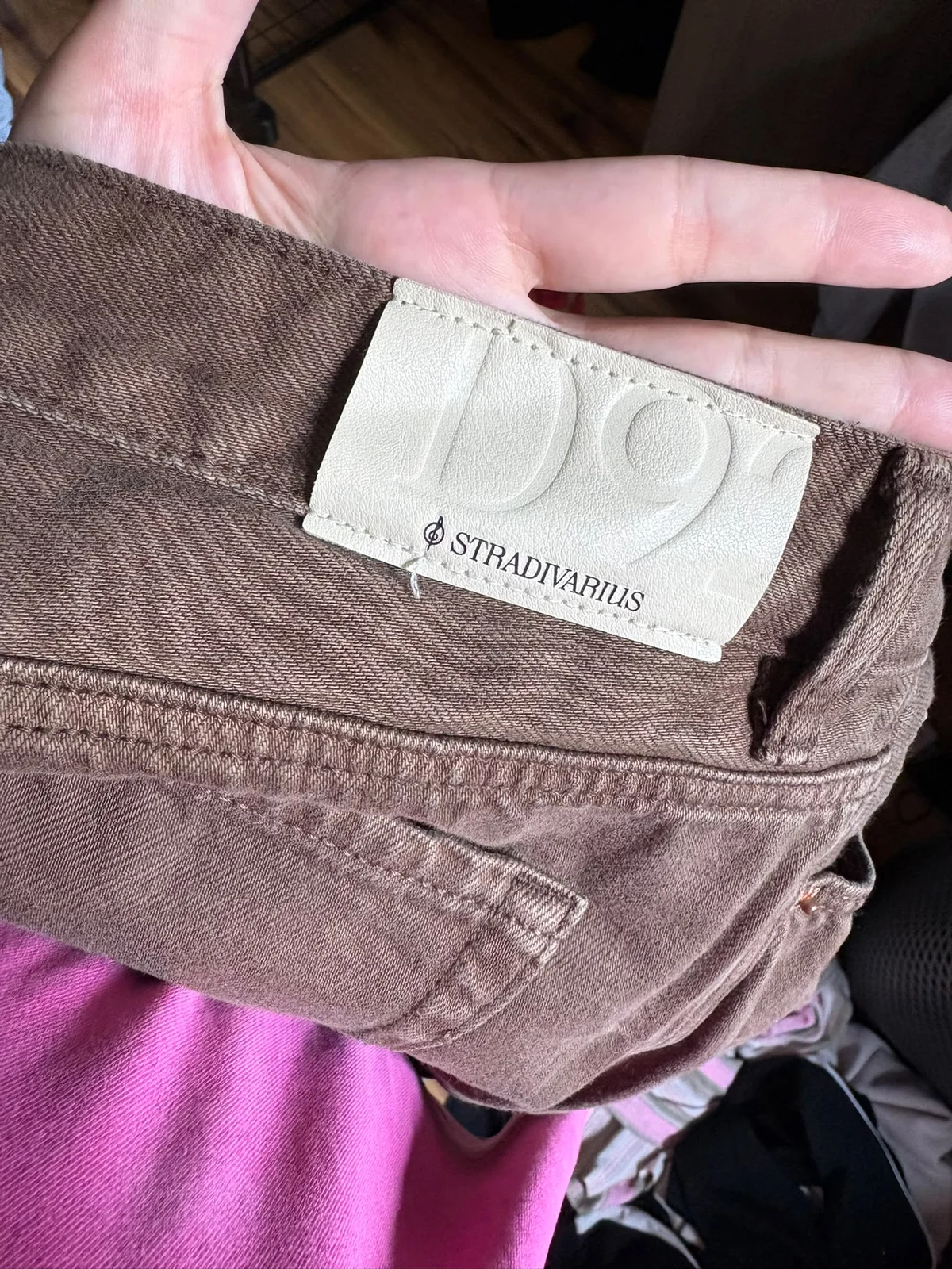 Stradivarius farmerke 40 velicina