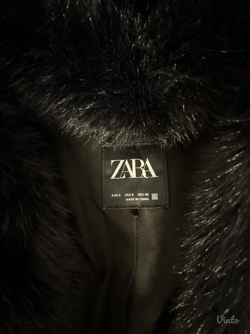 Zara, crna bunda