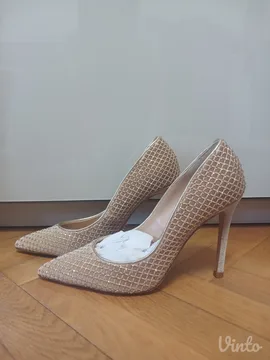 Steve Madden štikle