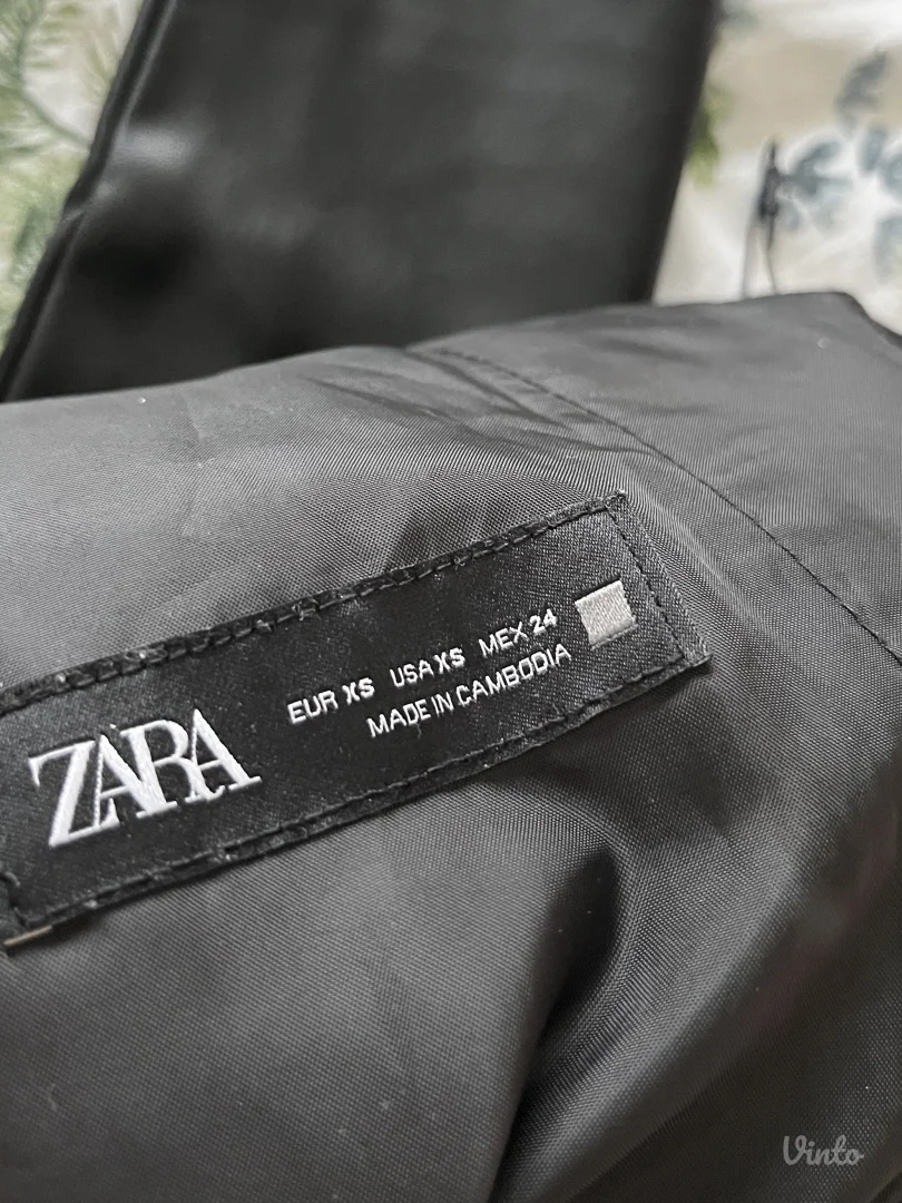 Zara kozne pantalone