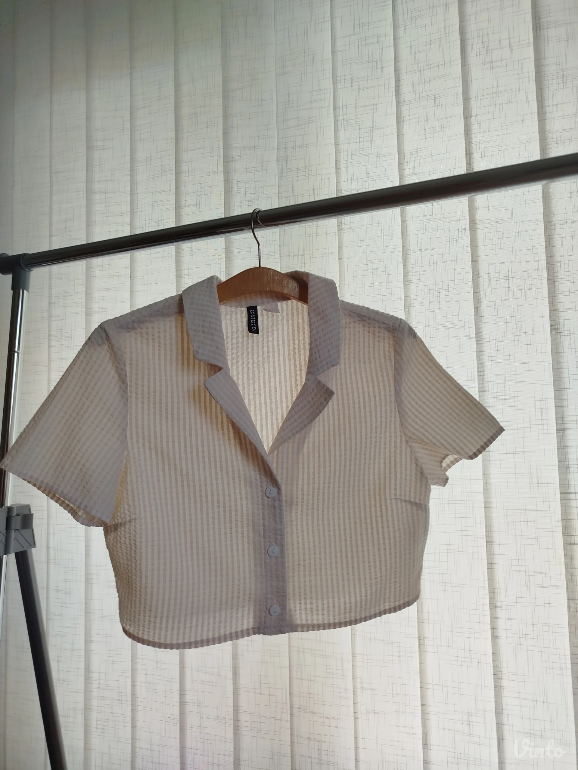 H&M crop košuljica, 38