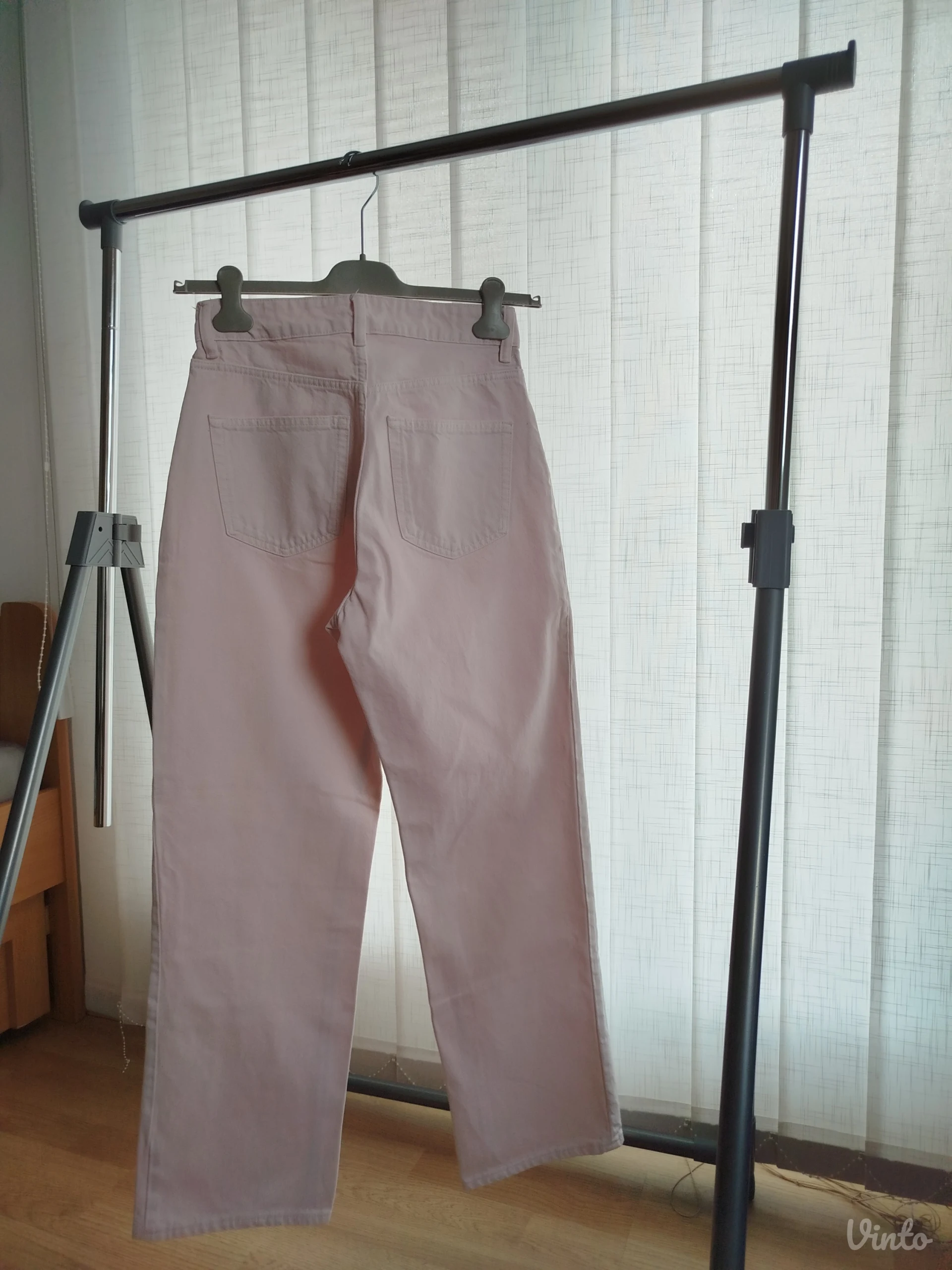 H&M bejbi roze široke farmerke, 38