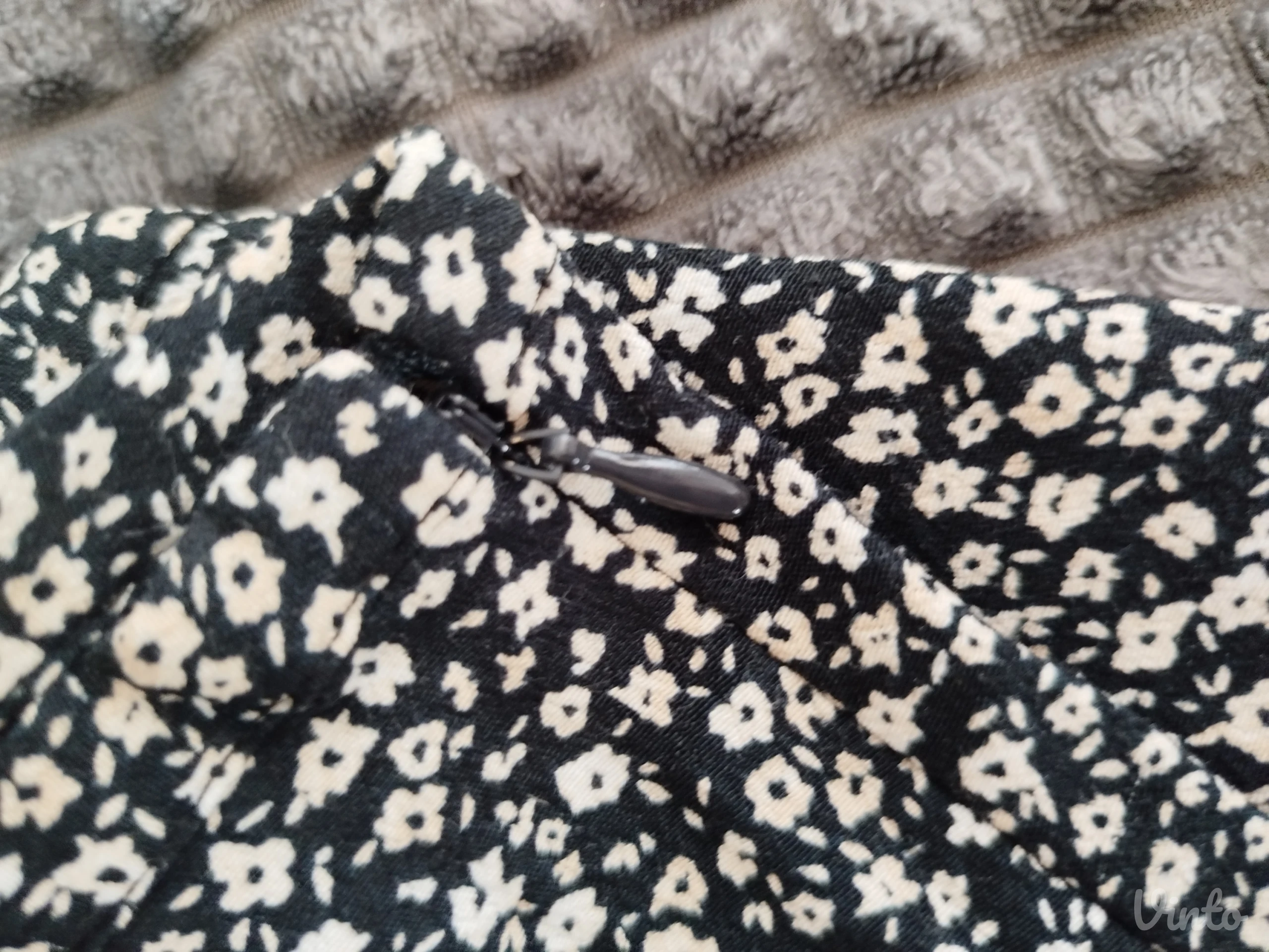 H&M midi suknja, crna, 38
