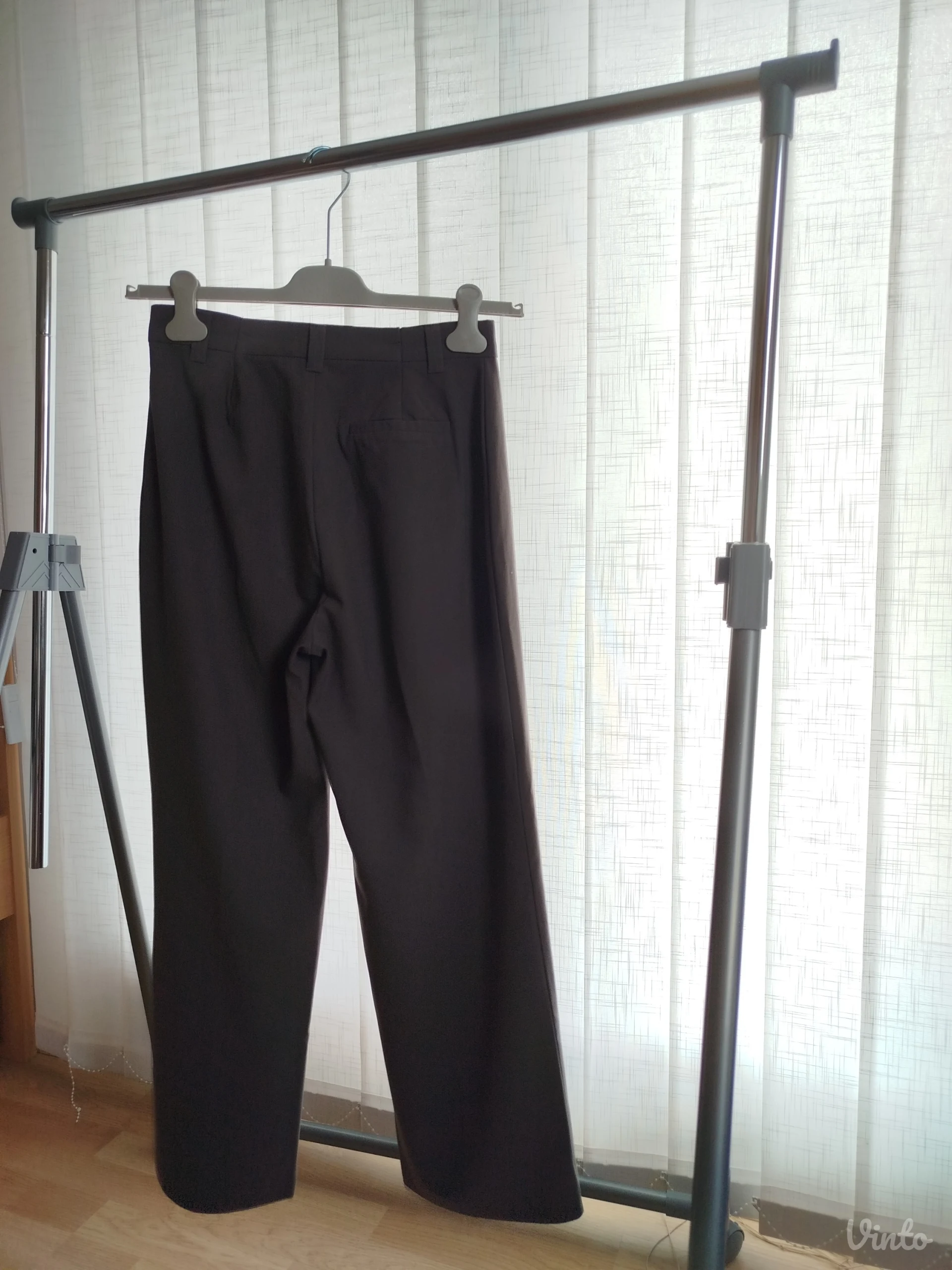 Pull&Bear elegantne braon pantalone, 38