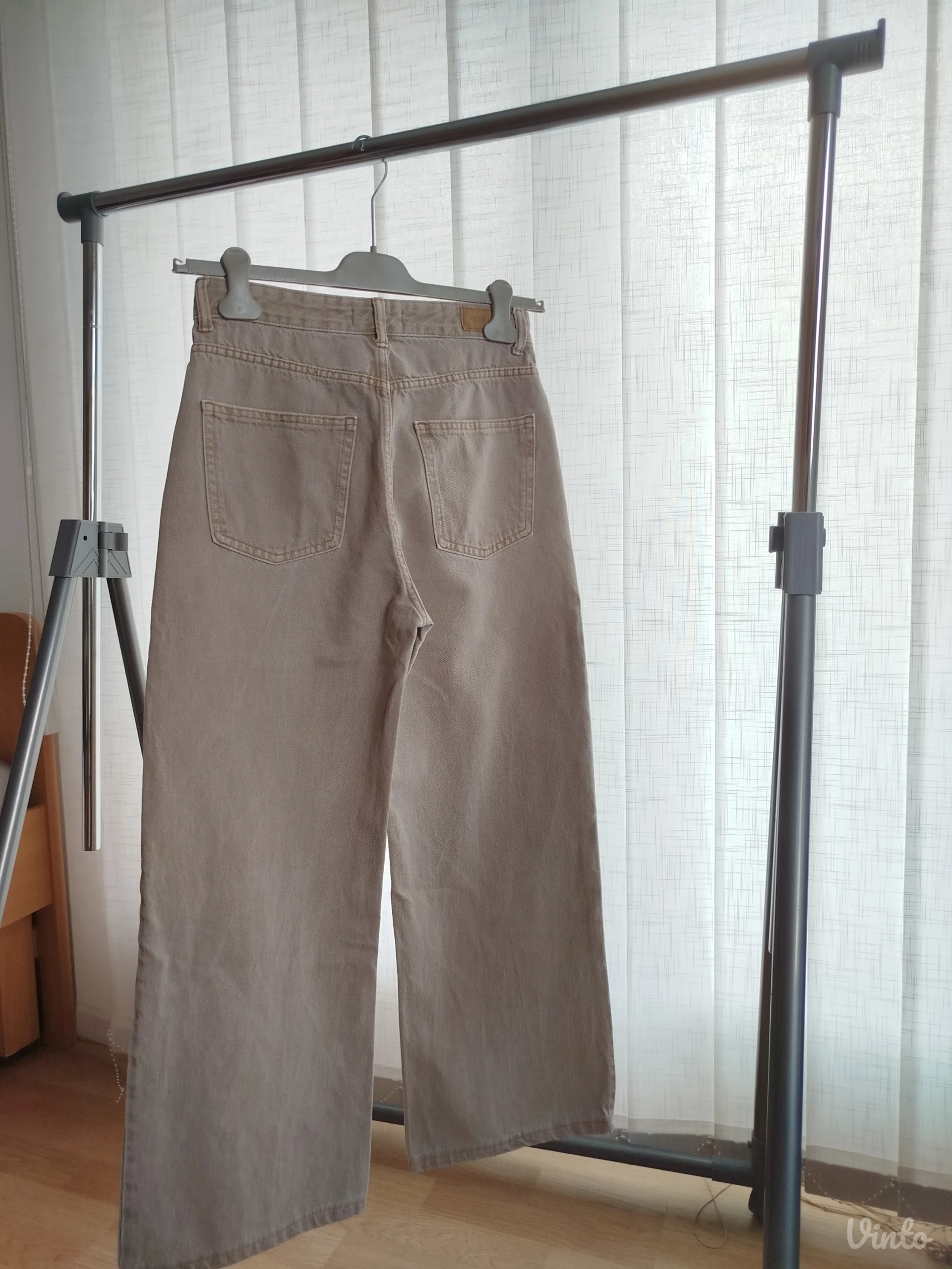 Pull&Bear široke braon farmerke, 38