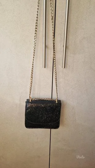 Stradivarius torbica sa šljokicama