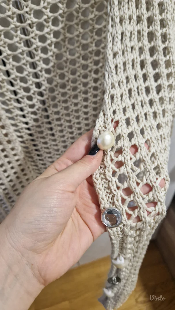 Štrikani kardigan sa dugmićima vel. L