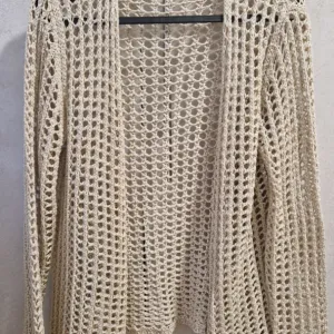 Štrikani kardigan sa dugmićima vel. L