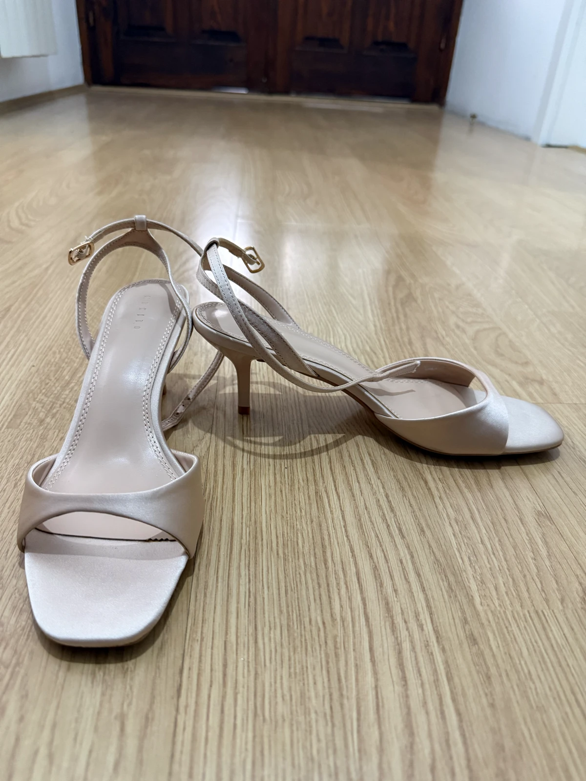 Nove prljavo roze sandale