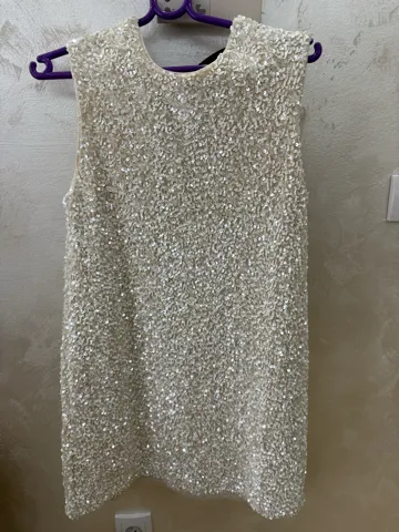 H&M svetlucava bela haljina