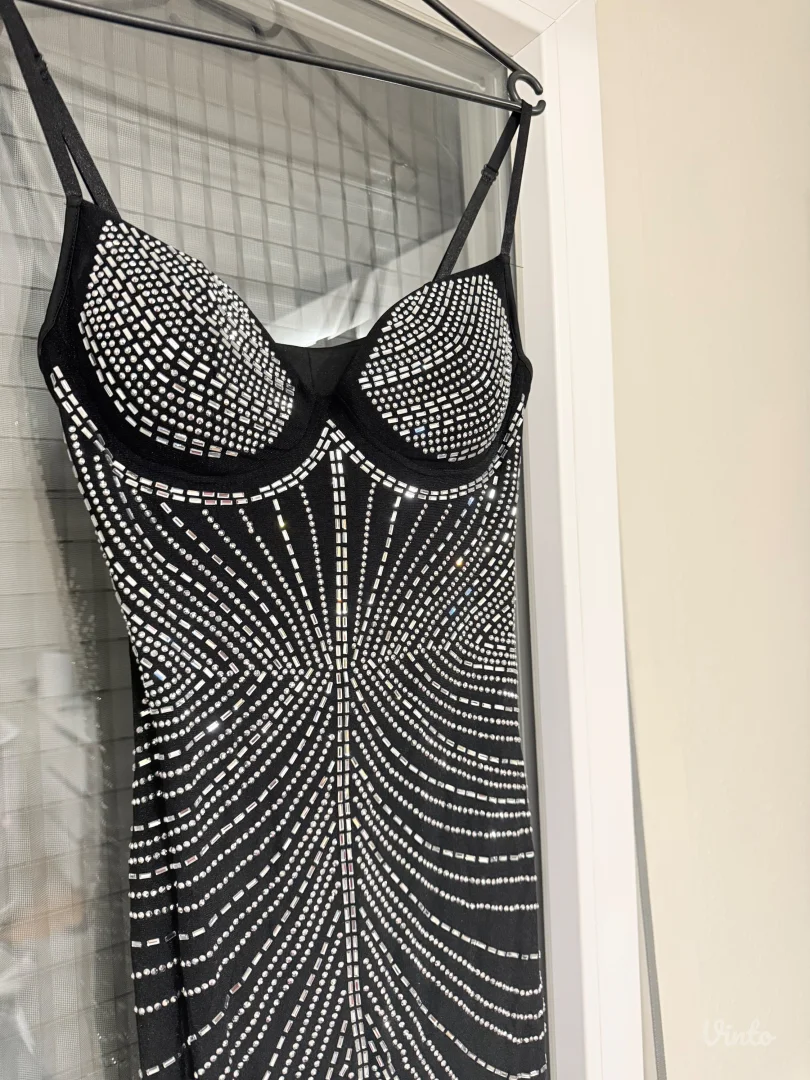 Svetlucava novogodisnja haljina