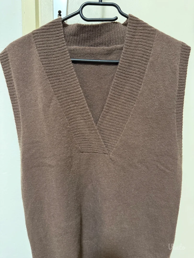 Braon prsluk-dzemper