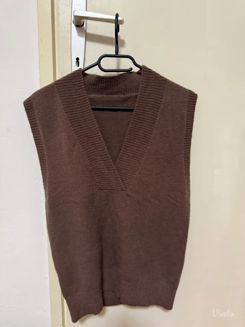 Braon prsluk-dzemper