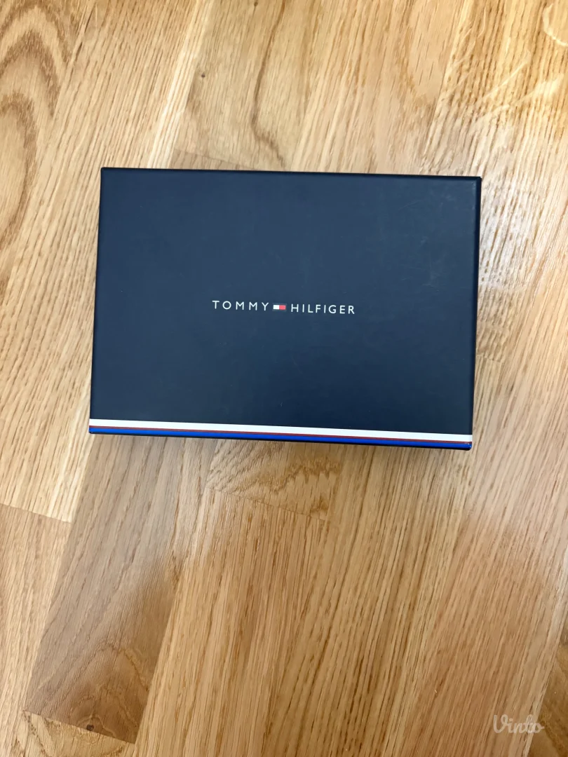 Tommy Hilfiger NOV ORIGINAL