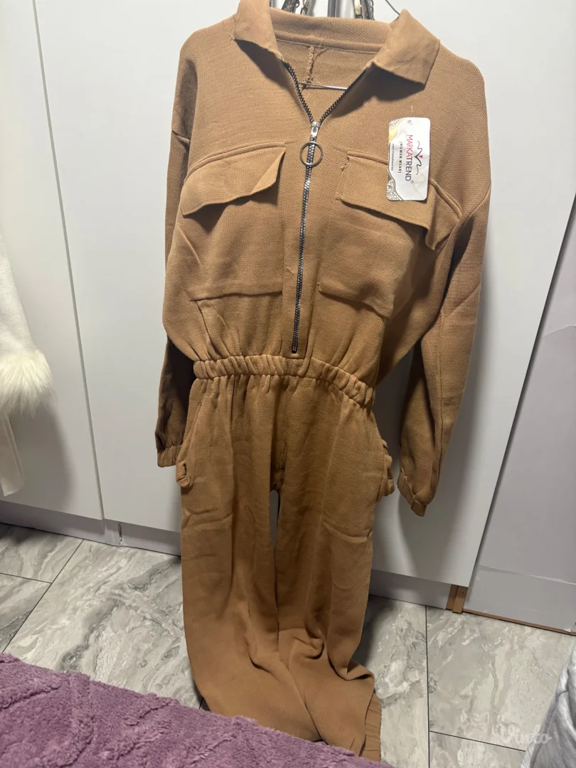 Trikotažni kombinezon