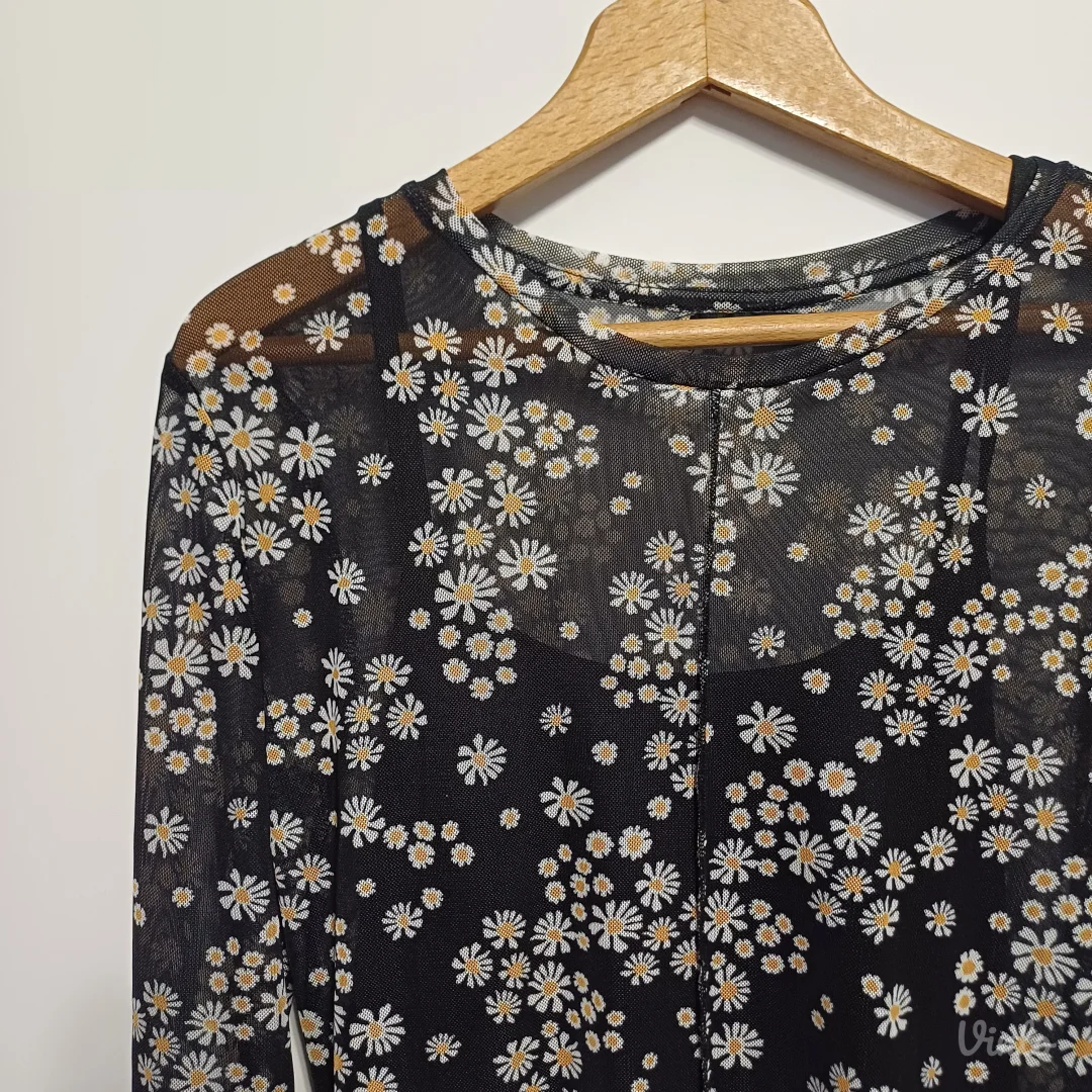 Crna haljina na bele cvetiće🌸