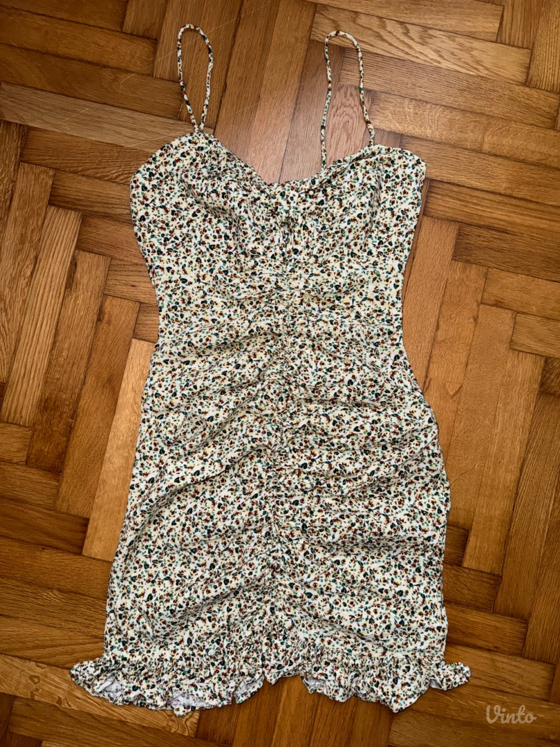 Zara cvetna mini haljina
