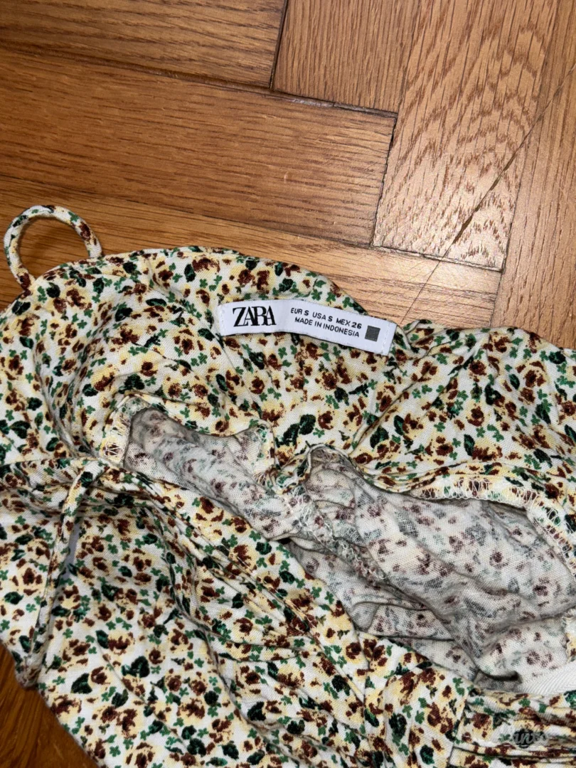 Zara cvetna mini haljina