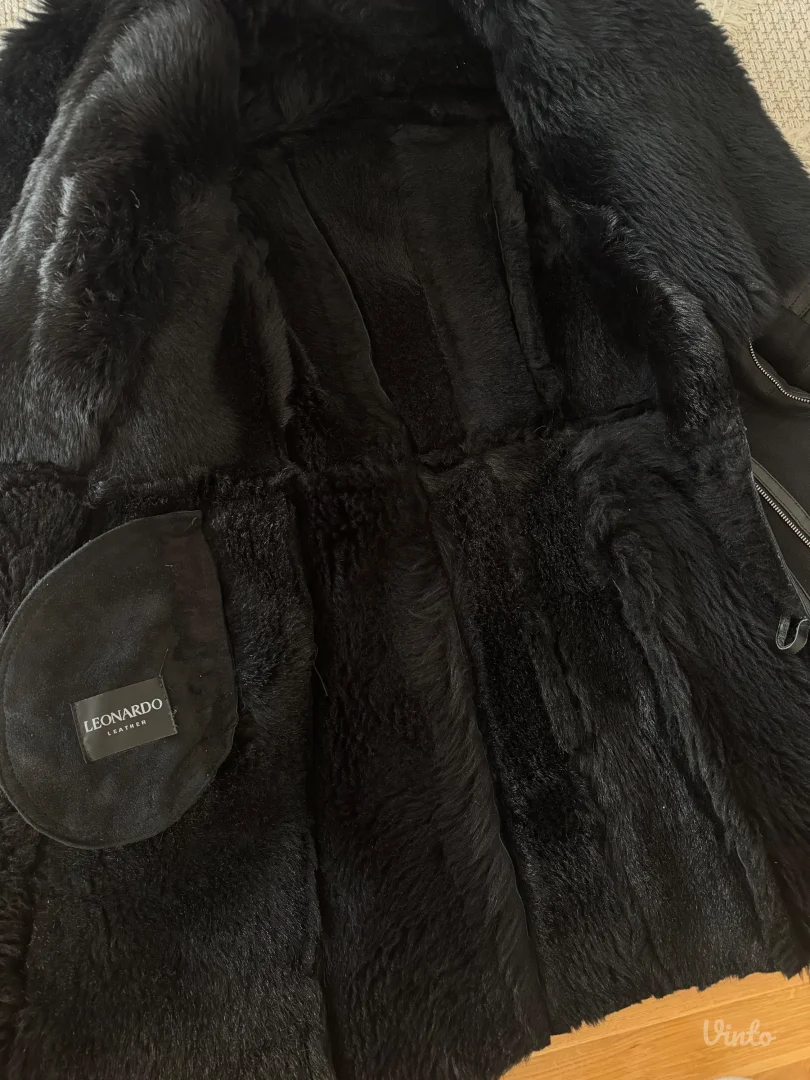 Crni monton prava koza i krzno