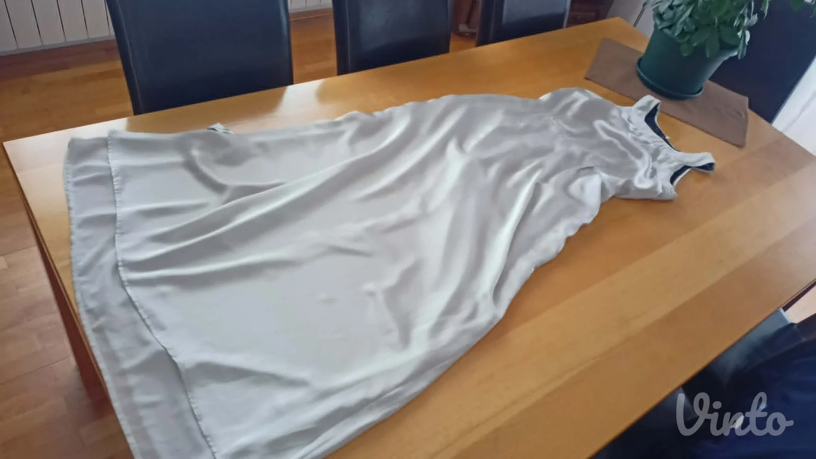 nova,duga HM haljina vel.36..predivnaaa