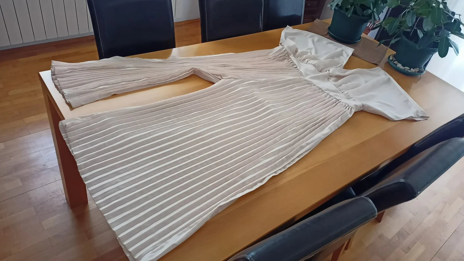 nov savršen 4xl kombinezon plise širokih nogavica
