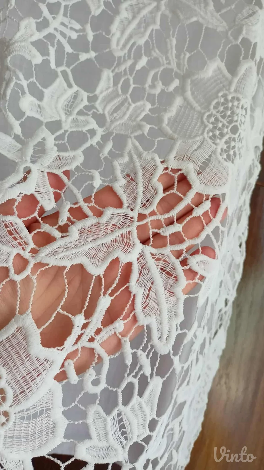 dvoslojna čipka predivna tunika bele boje L/XL