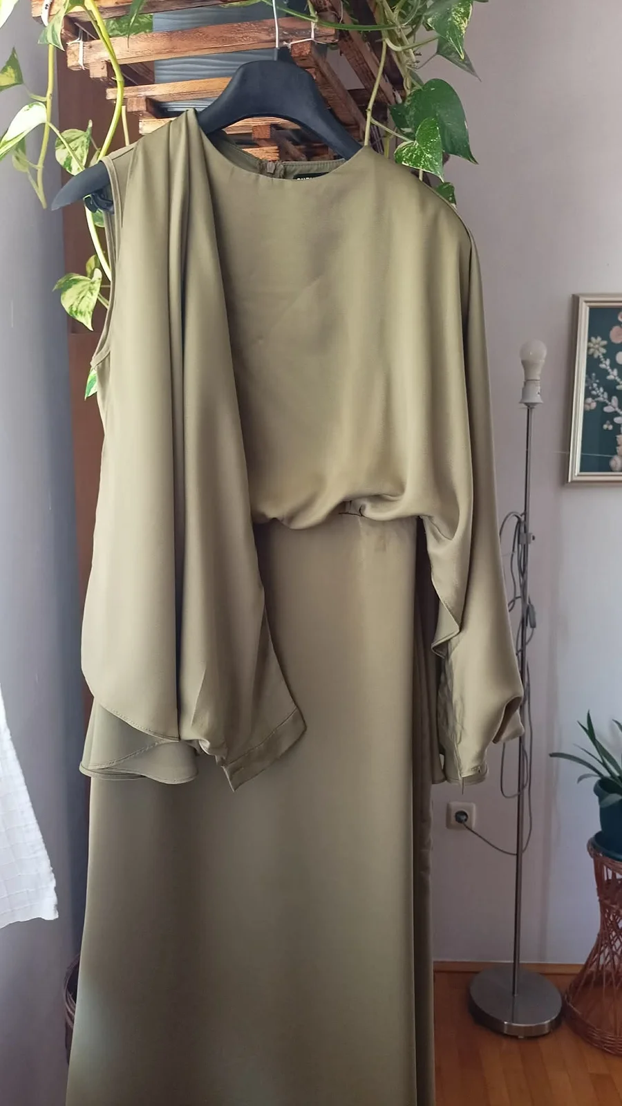 nova duga savršena haljina sa preklop puf rukavima vel.36/38