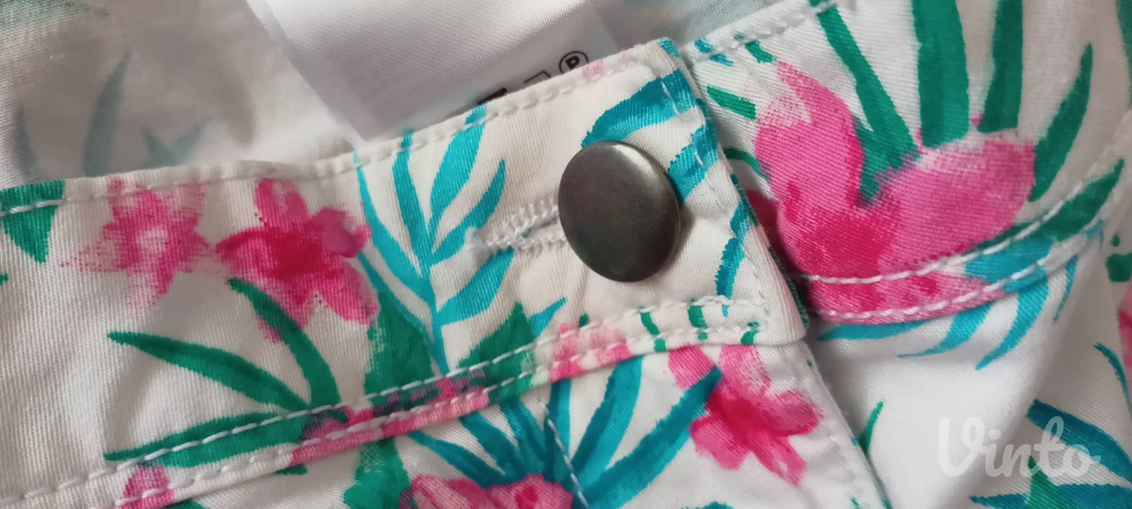 nove kvalitetne bermude vel.52/54 (4xl)
