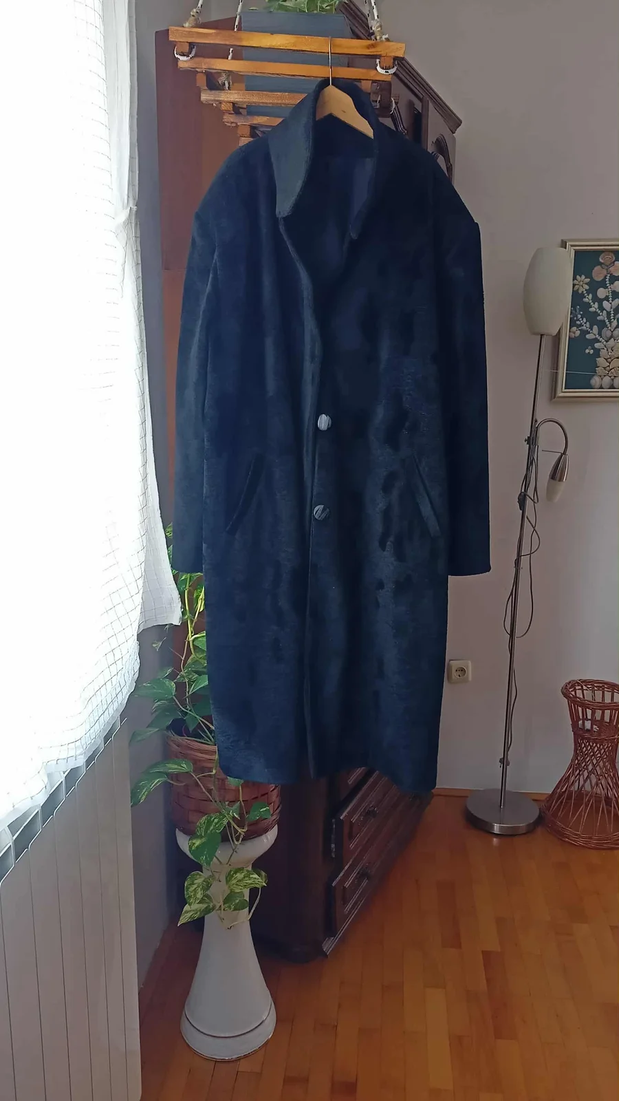 nova duža jakna / bundica 4xl crne boje..moderno..prelepa