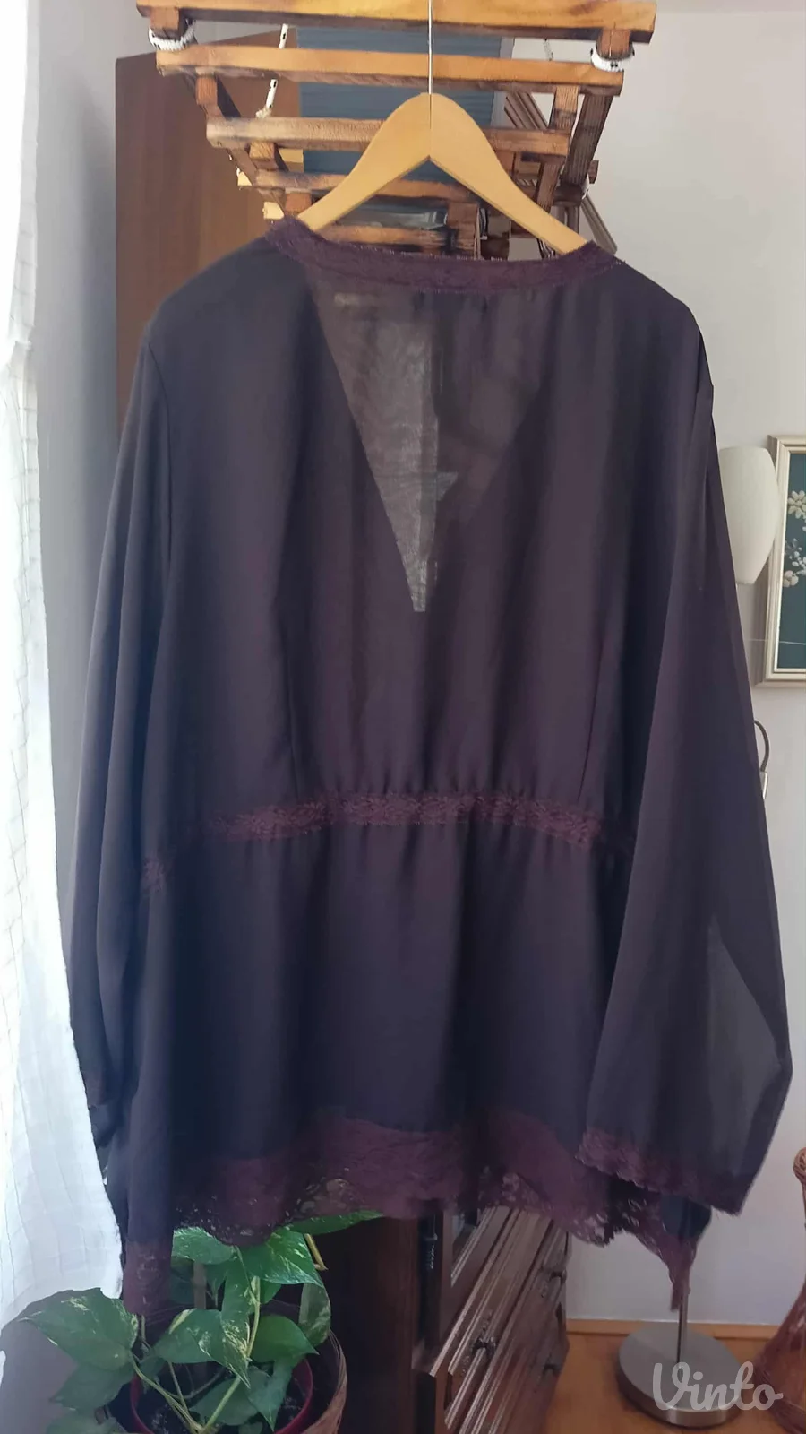 nova tunika sa delom čipke 4xl i za svečanije prilike nosiva