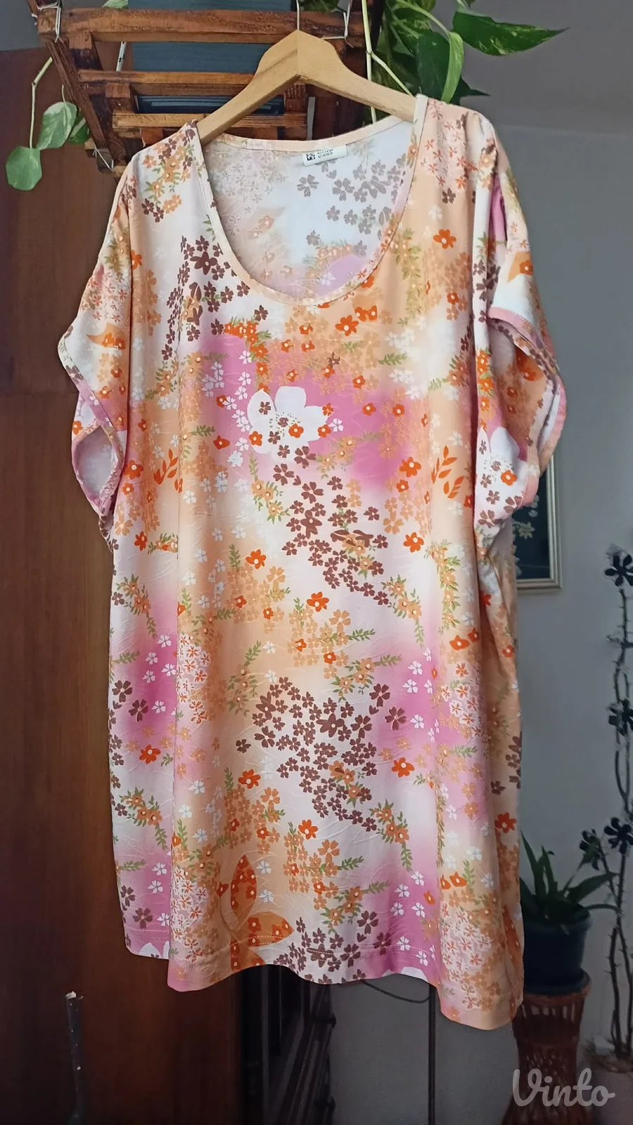 nova tegljiva lepih boja tunika 3xl