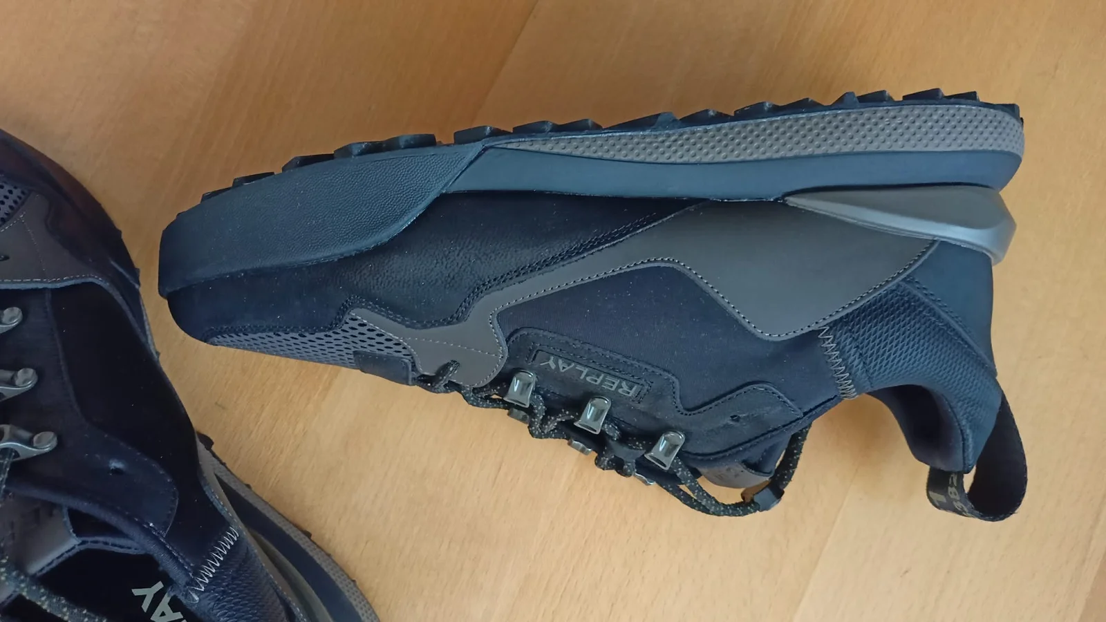 nove original Replay patikr br.45