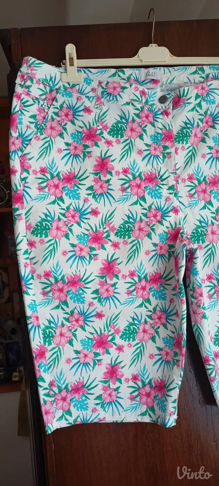 nove kvalitetne bermude vel.52/54 (4xl)