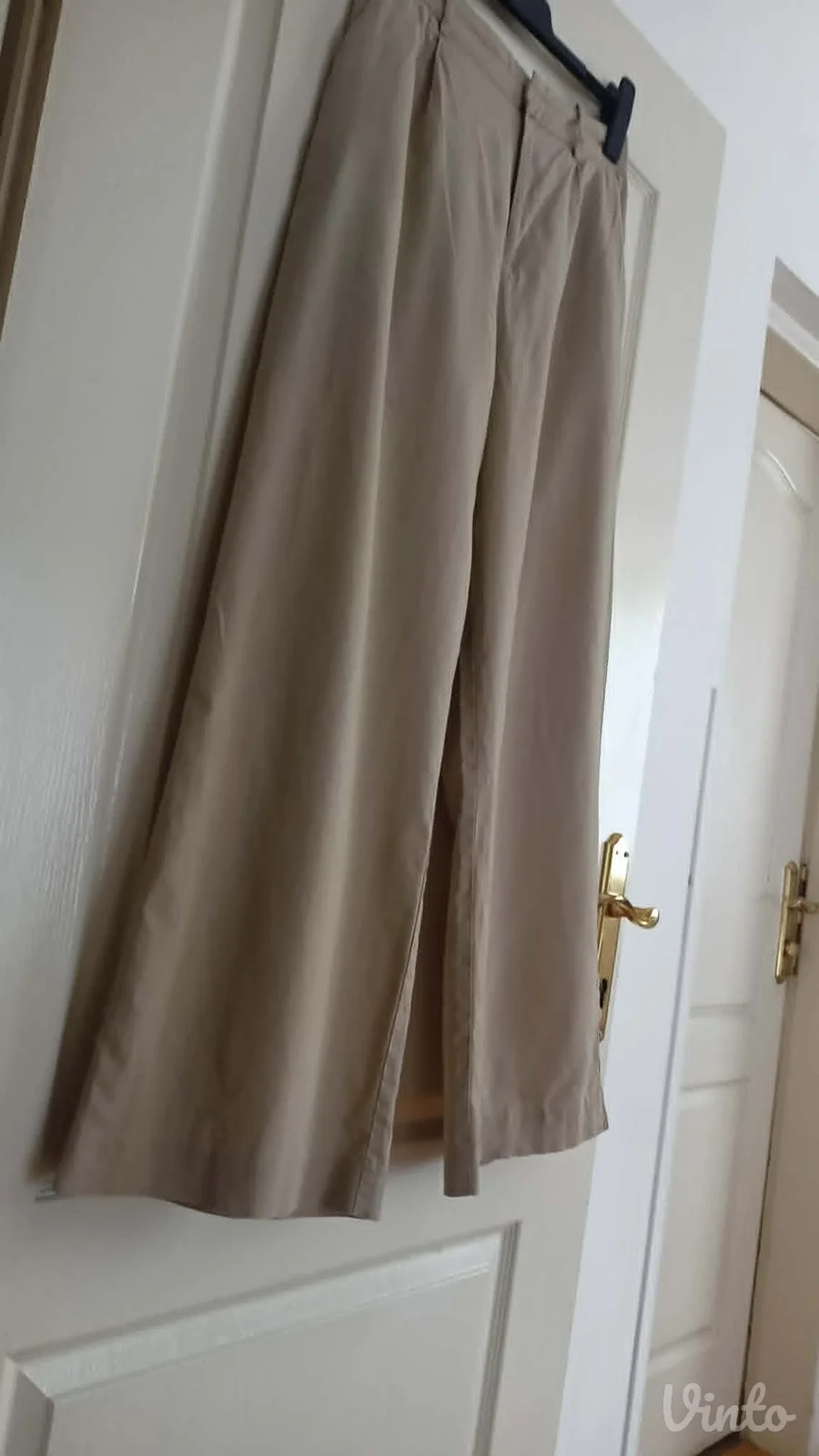 lan pamuk Zara pantalone ten boje širih nogavica