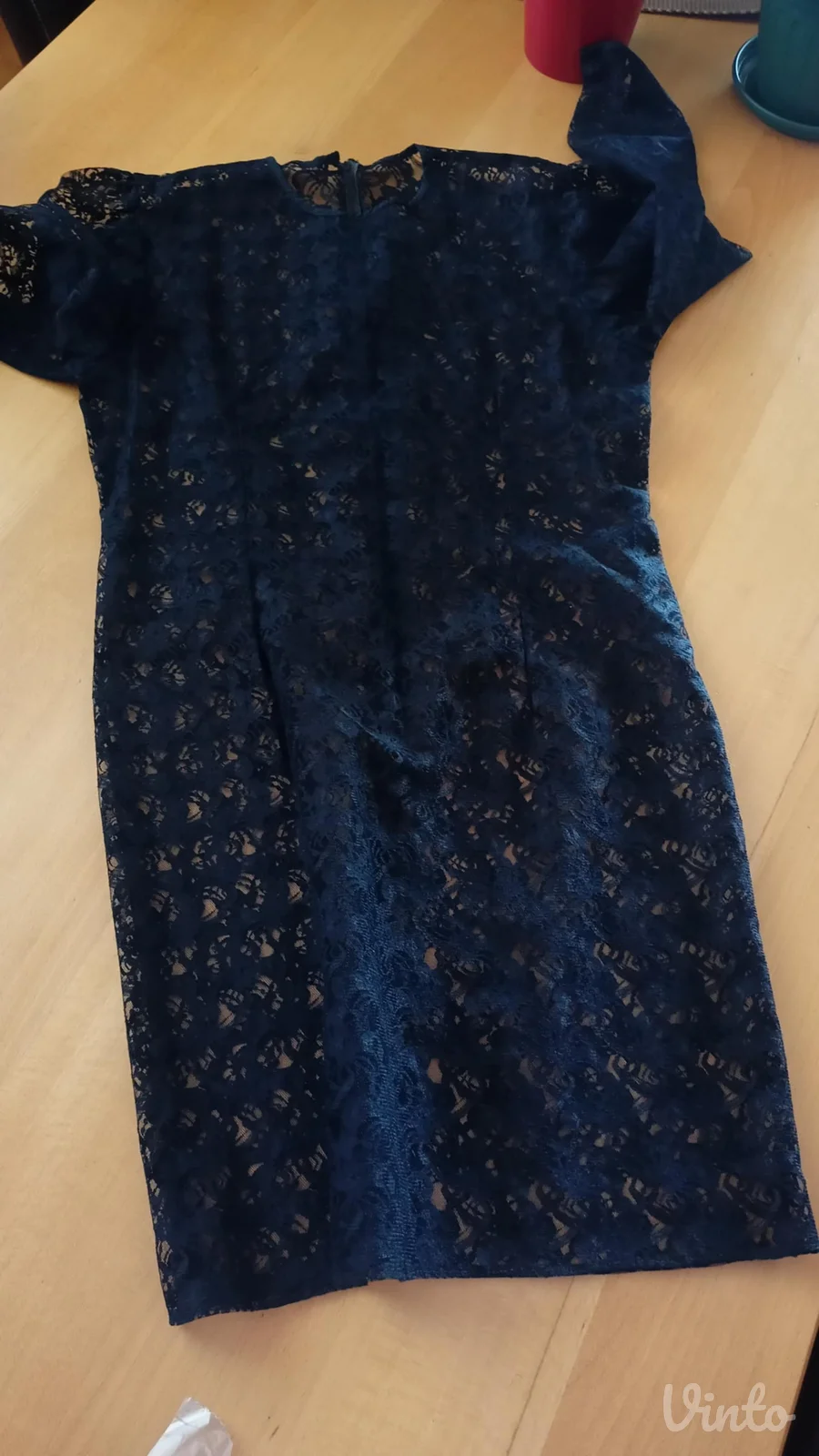 haljina kompletna od čipke..za preko garderobe,morske kombinacije i sl.M/L