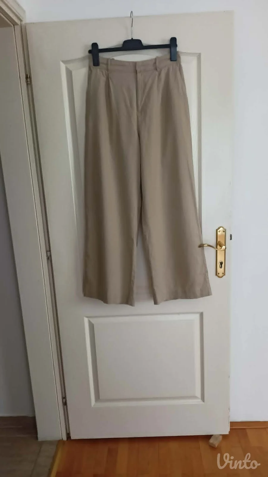 lan pamuk Zara pantalone ten boje širih nogavica