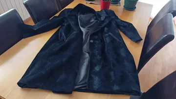 nova duža jakna / bundica 4xl crne boje..moderno..prelepa