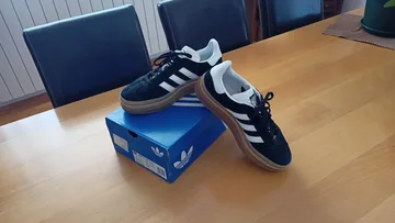 nove original Adidas patike br.41 GAZELLE BOLD W sa trostrukim đonom