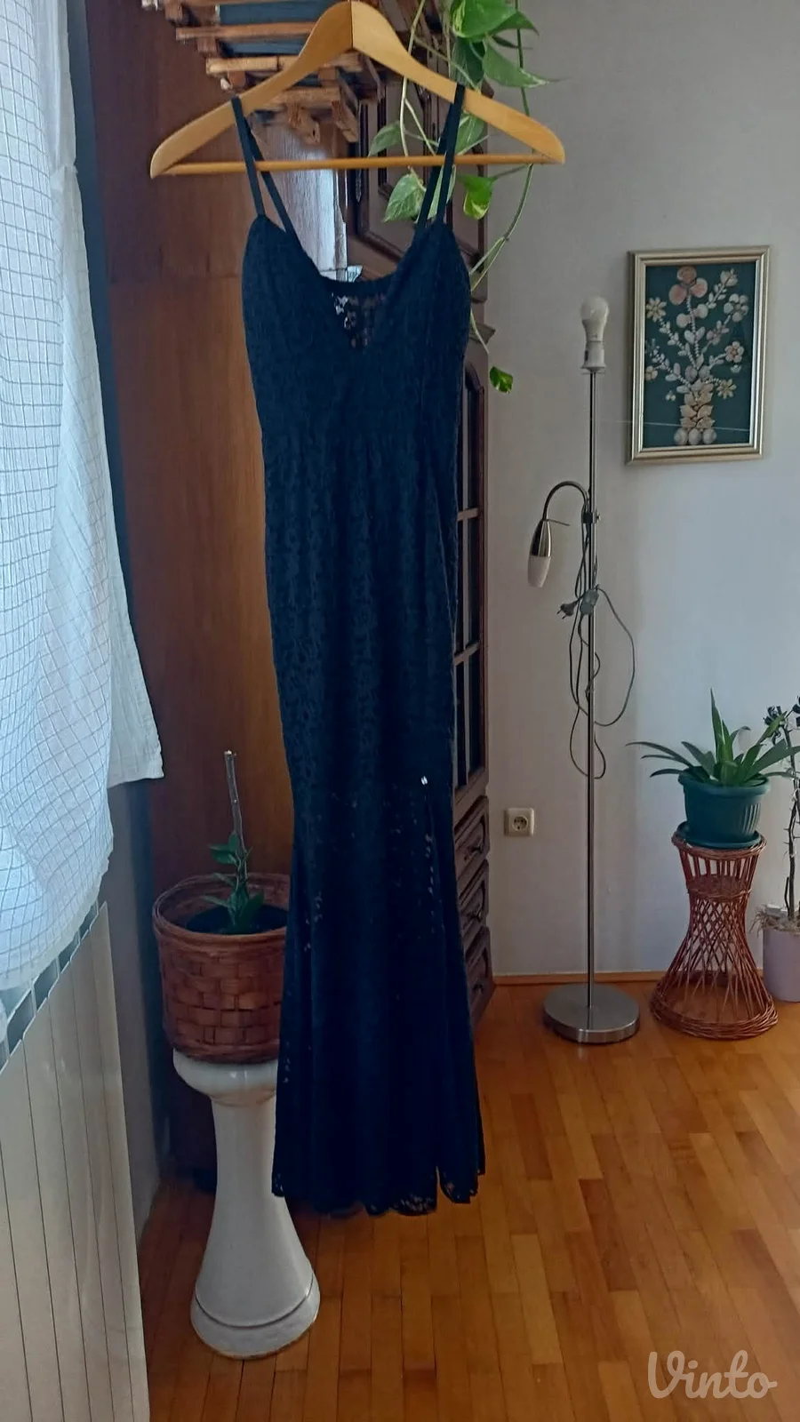 duga čipka haljina crne boje vel.S..tkz sirena model