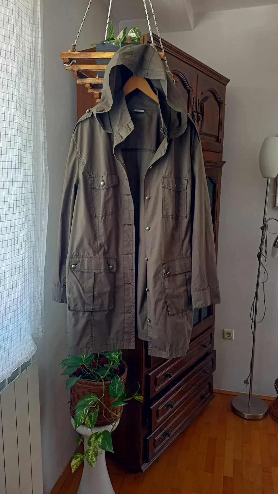 pamučna jakna sa kapuljačom vel.50(3xl)..kao nova..odlična za prelazni period